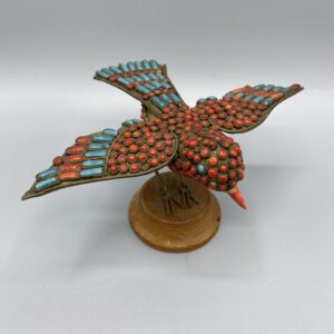 Oiseau sur socle laiton corail et turquoises