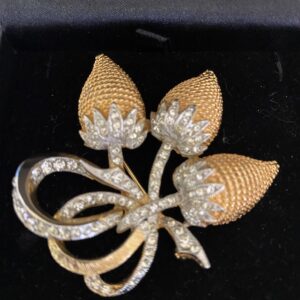 Broche "Coco Strass"
