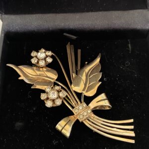 Broche Ancienne " Fleur plaqué OR et zircon"